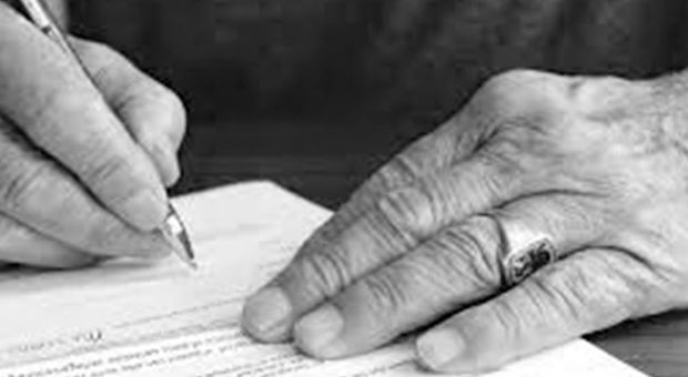 Pod hitno ukinuti ugovore o dosmrtnom uzdržavanju