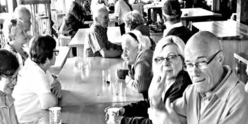 Đakovo: pjesma i ples uz jezero