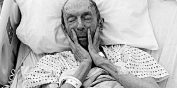 Halo, vlado, zovu te pokojnici!