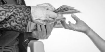 Ministarstvo nije briga za bake i djedove