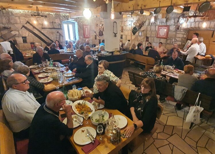 Svibanj za druženje