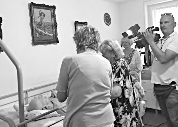 Njegujem svoga „dedu“ kod kuće