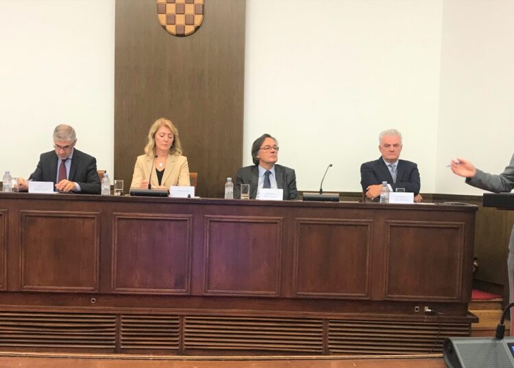 Je li nužno ukinuti obvezni drugi mirovinski stup