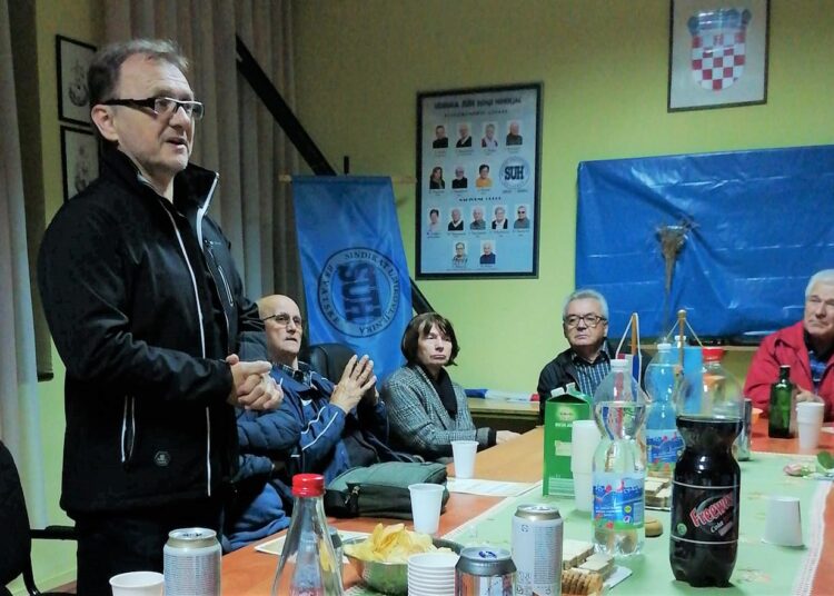 Dodijeljeno priznanje gradonačelniku i članovima