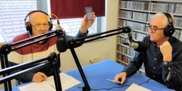 S kalkulatorom na radio