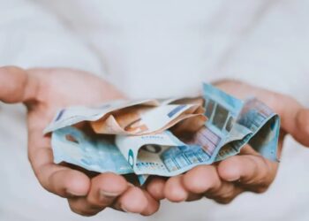 Zakinuti 13 dugih godina