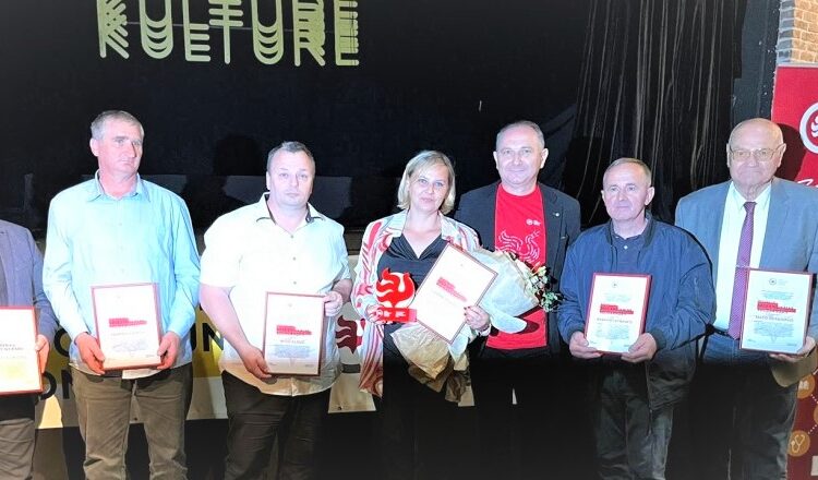 Radnici i umirovljenici u istoj borbi