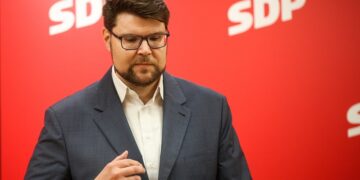 UVODNA RIJEČ: Štrik na političku karijeru