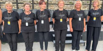 Umirovljenice hostese u Areni