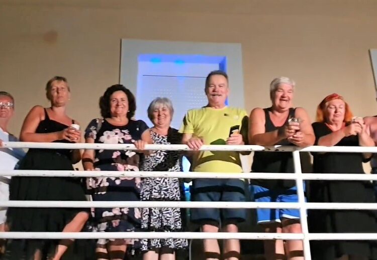 Dvije grupe u Crikvenici