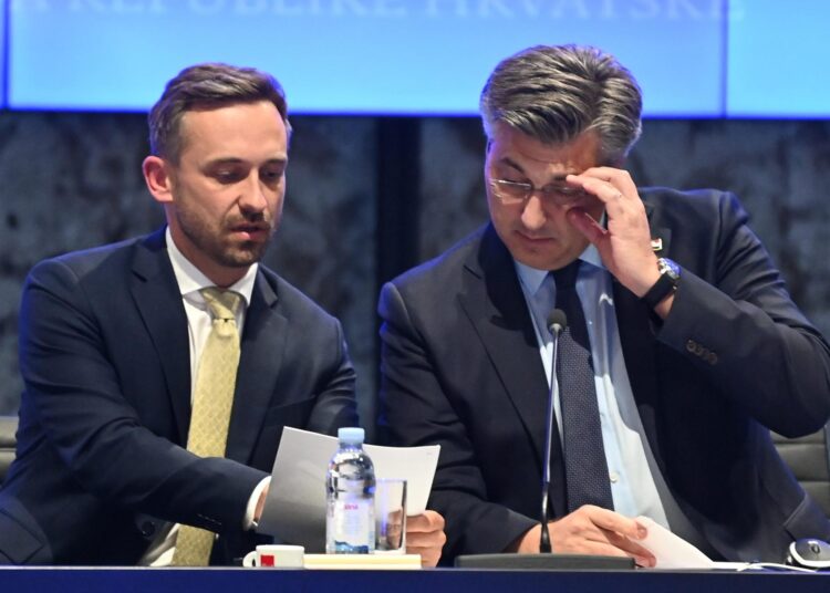 Umirovljenici žive super!