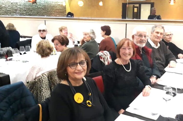 Prijatelji stari gdje ste