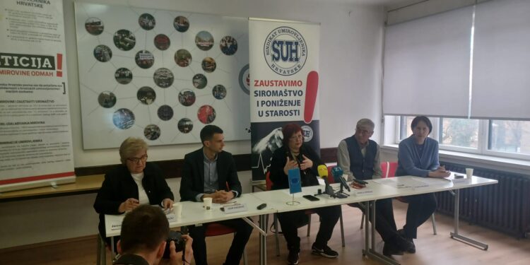 Dosta nam je siromaštva!