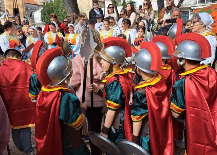 Na festivalu žudija