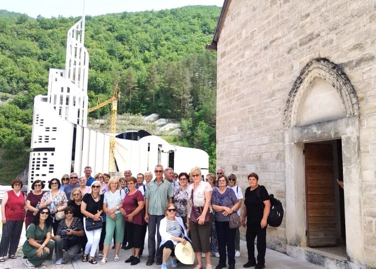 Putevima kraljice Katarine