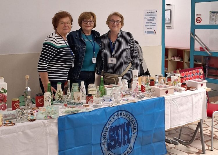 Darivali siromašnu djecu