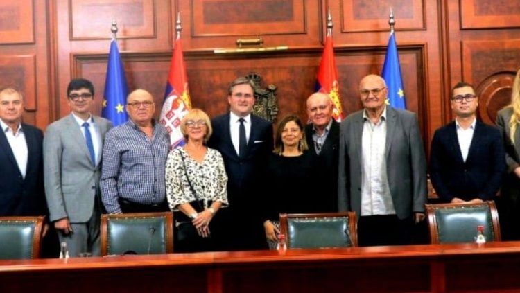 Susret bez ozbiljne dimenzije