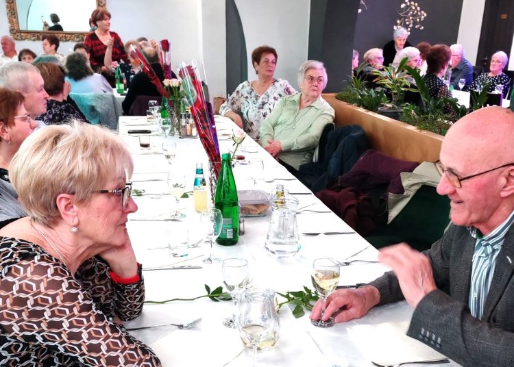 Vesela proslava Dana žena