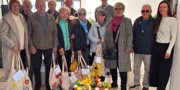 Sreća u domu za starije