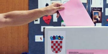 Janjetina na račun umirovljenika