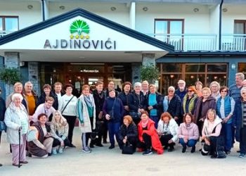 Obilazak džamije i crkve