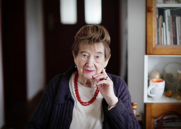 Pišem da bih živjela i živim da bih pisala