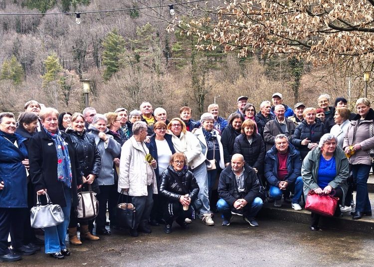 Izlet u „Divlje vode“ i posjet Samoboru