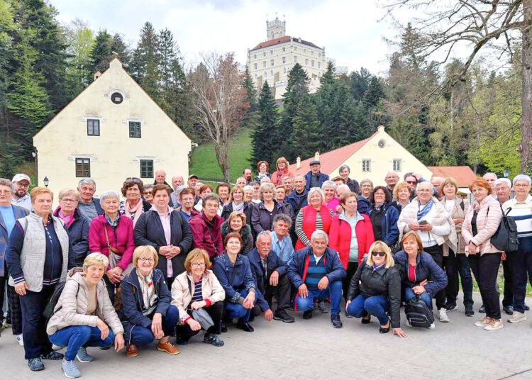 Pinca za Uskrs te izlet u Trakošćan