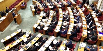 Saborske mirovine porasle za 1.070 eura u zadnjih pet godina!
